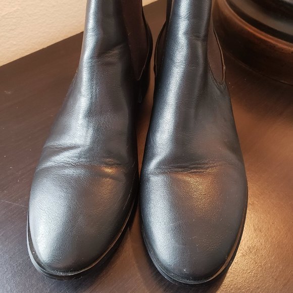 Forever 21 Slip-on Black Booties - Picture 5 of 5
